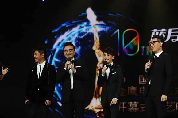湖南衛視真情欄目（“一哥之爭”終落幕？何炅跌落神壇成定局，汪涵穩操勝券卻糟心）