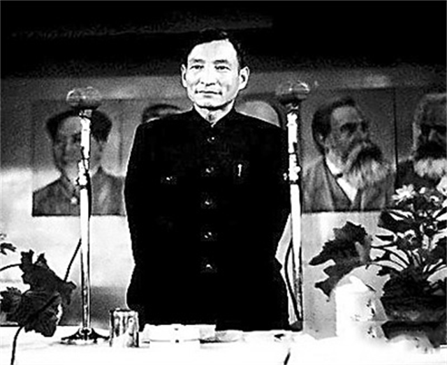 除了毛朱刘周任五大书记，还有2位候补书记：是谁？结局如何？