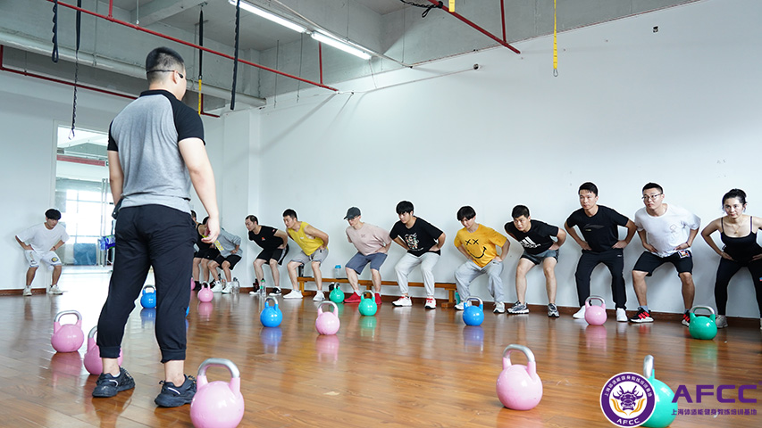 私教学校（北京私人教练培训学校哪个比较好呢）