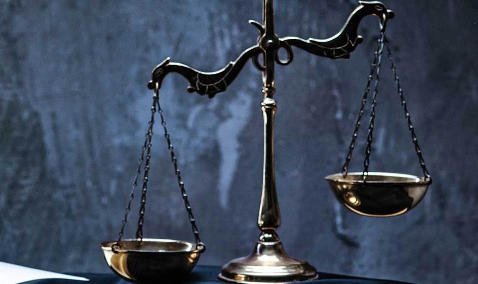 股票索赔律师（信息披露违法违规）