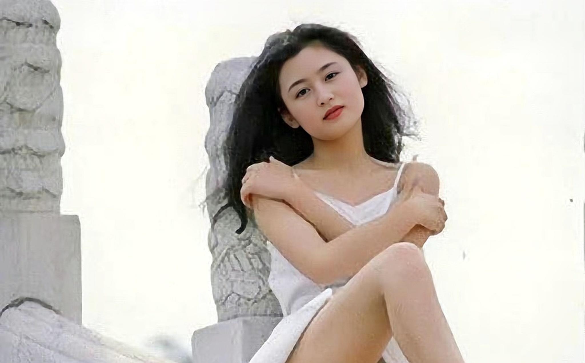 陈红年轻19岁图片