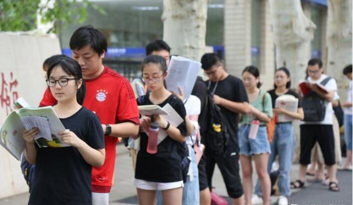 大学生不能错过的4场考试，含金量很高，毕业后找工作更轻松