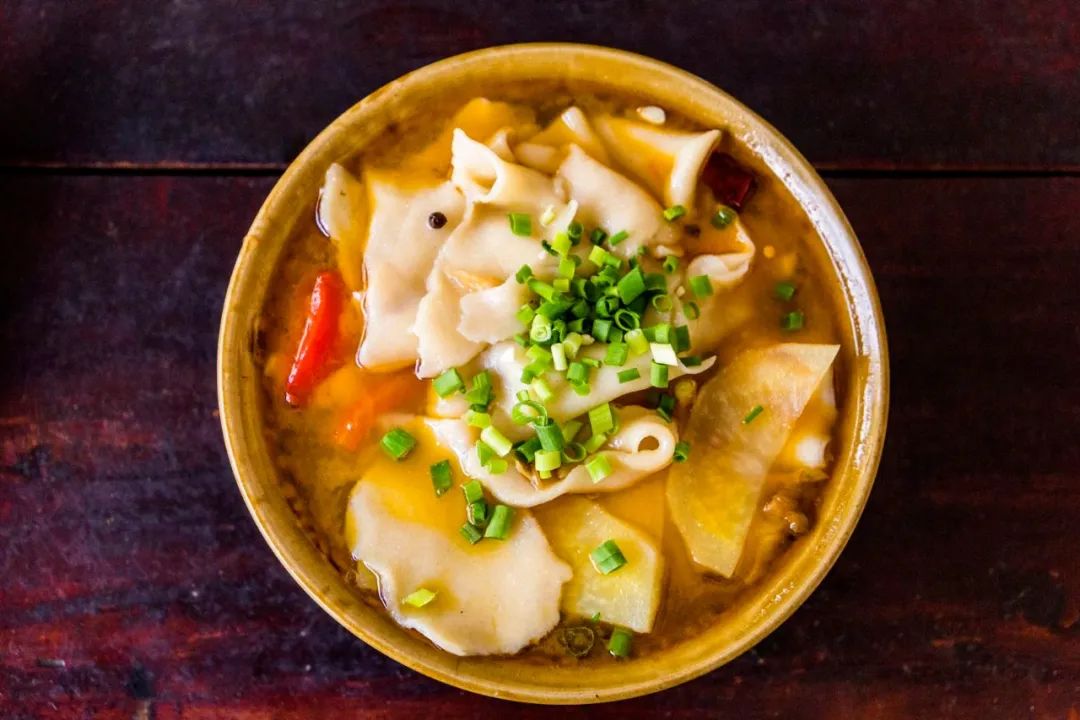 隔着千山万水，看完这篇，都能闻到家乡的味道...