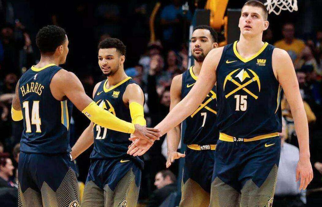 美国篮球比赛的比分是多少（4：1！掘金队史首个NBA总冠军诞生，约基奇28分，小波特16分）
