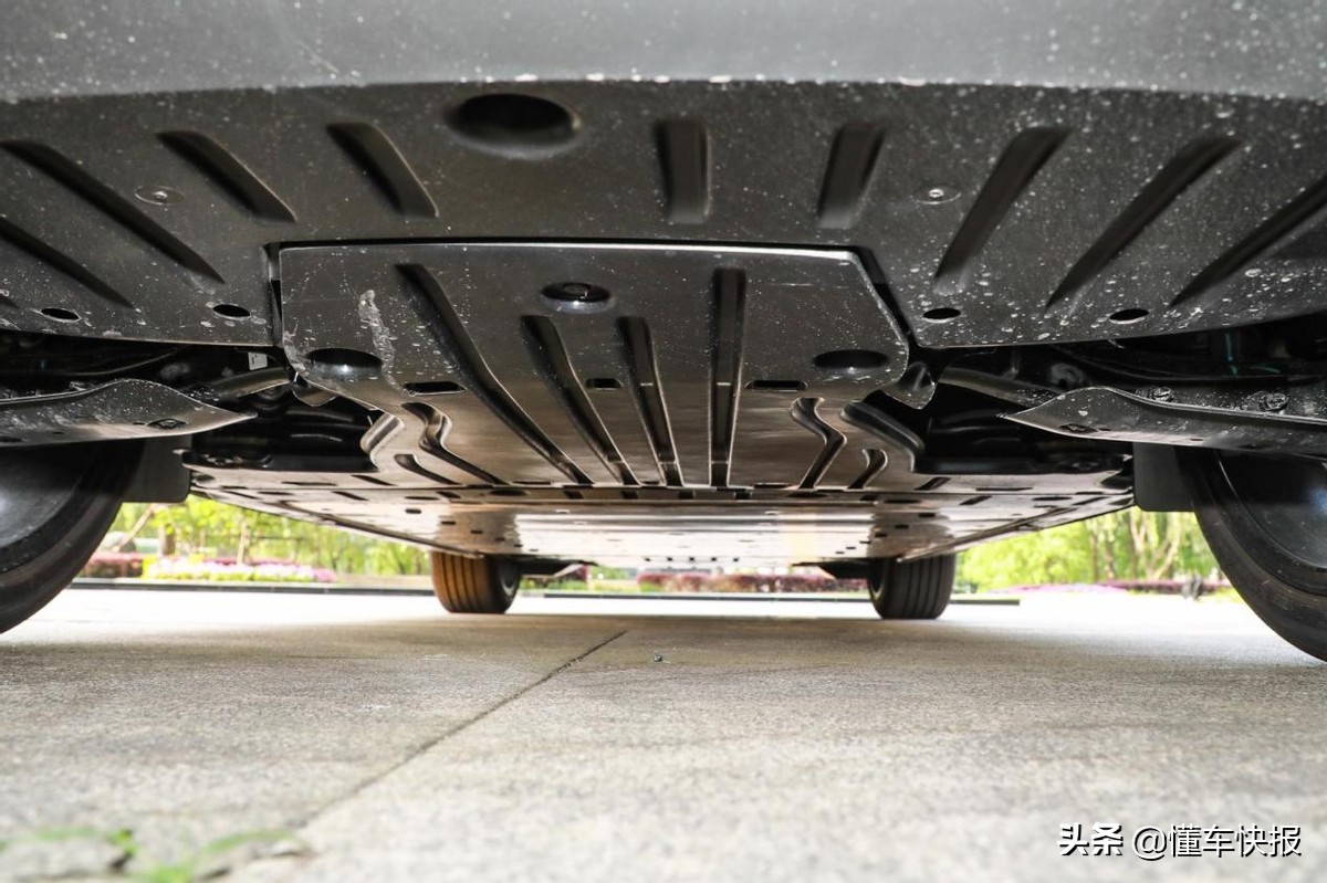 满足全家出行的纯电大块头，上汽大众ID.6 X都有哪些亮点？