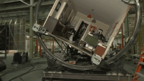 罕见好莱坞大片幕后：不用电脑特效，也能做出吊炸天的效果