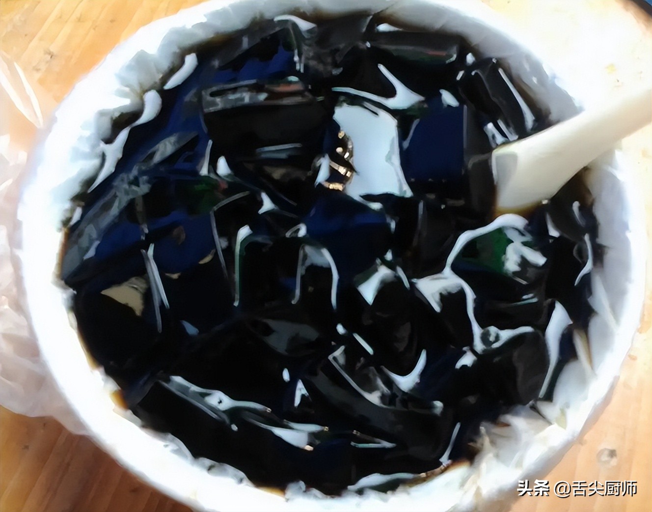 推薦3款夏季解暑甜品，制作方法簡單，冰爽解暑還解饞