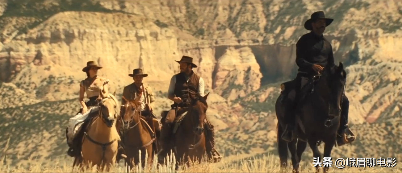 7勇士对抗200雇佣兵，除暴安良伸张正义，从头爽到尾的西部动作片