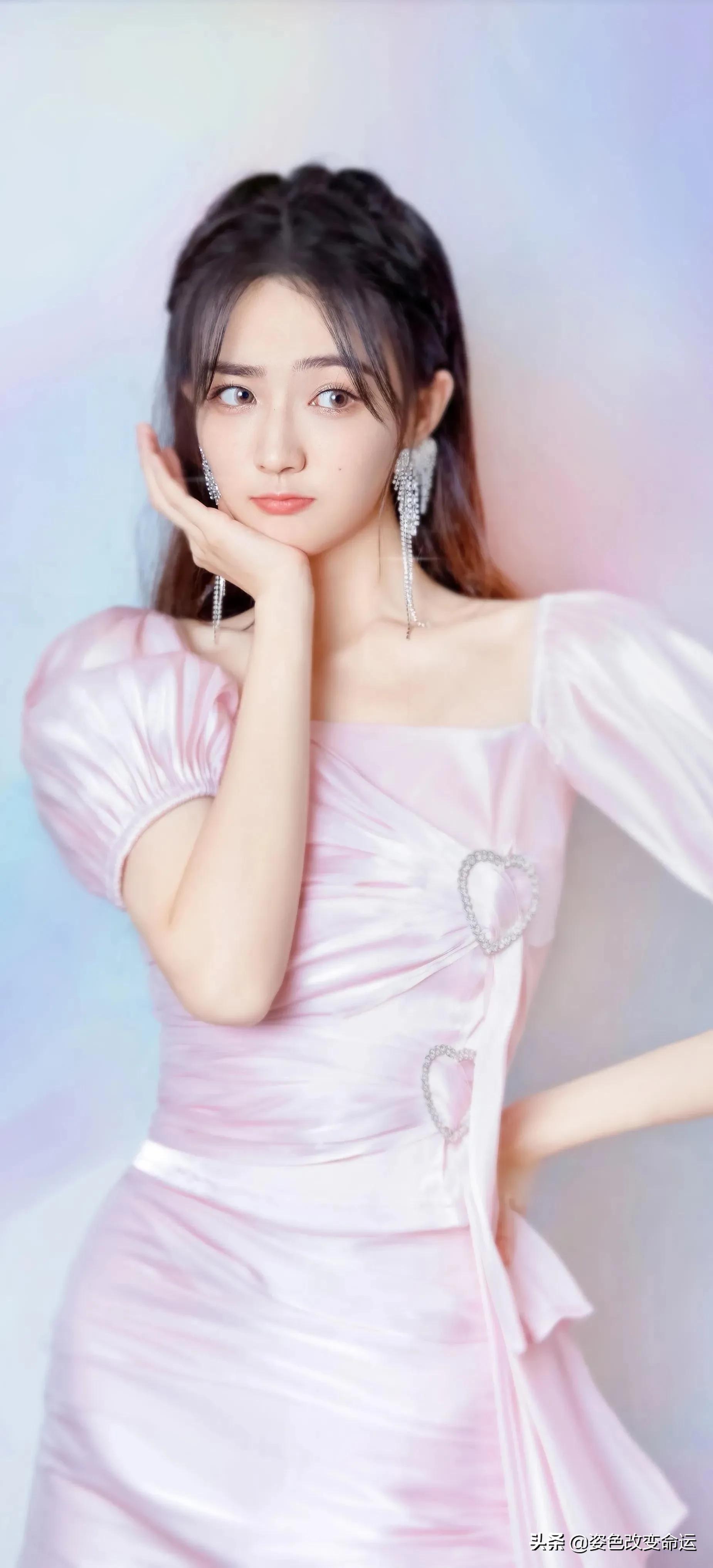 我们的当打之年，原来陈都灵年龄比徐璐大