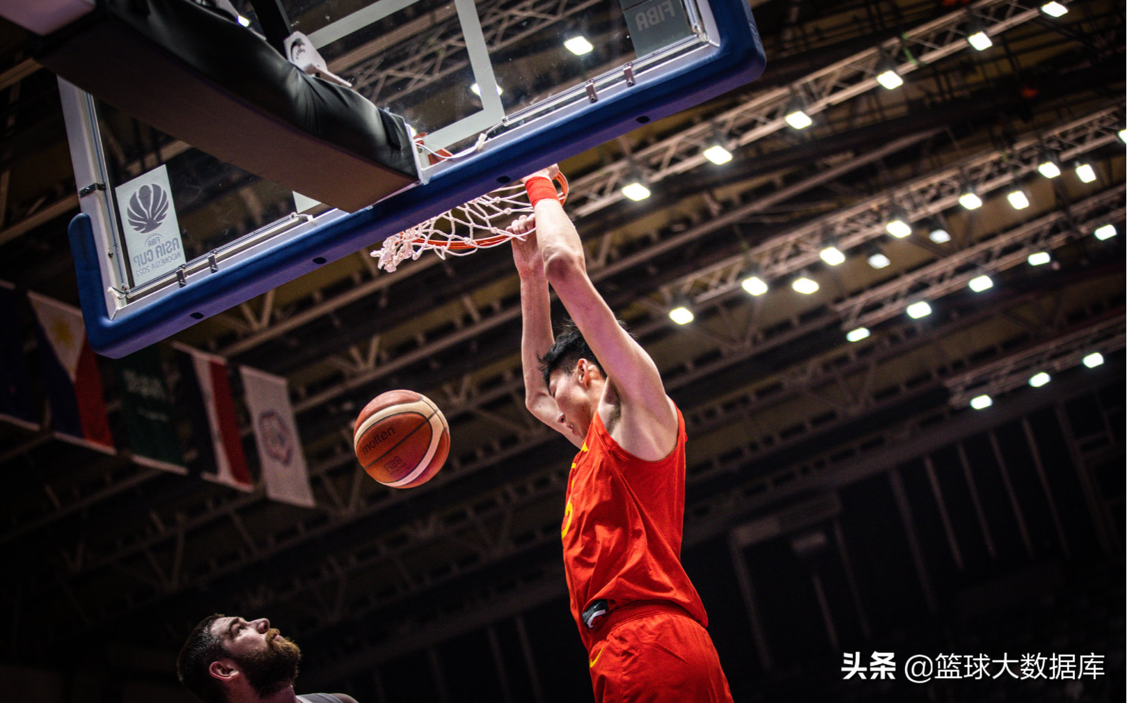 中国有哪些转播nba（CCTV5官宣！确定直播中国男篮对阵黎巴嫩，太让人期待）