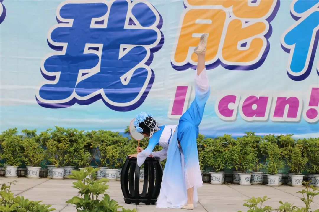 从心起步 健康成长｜实验小学外国语学校举行心理健康主题升旗仪式