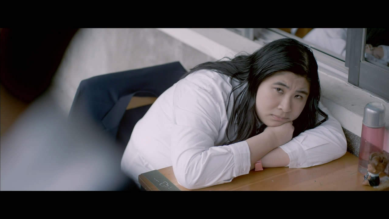 既有恐怖片的惊悚，也有校园欺凌的罪恶，令人惊艳的台湾B级片