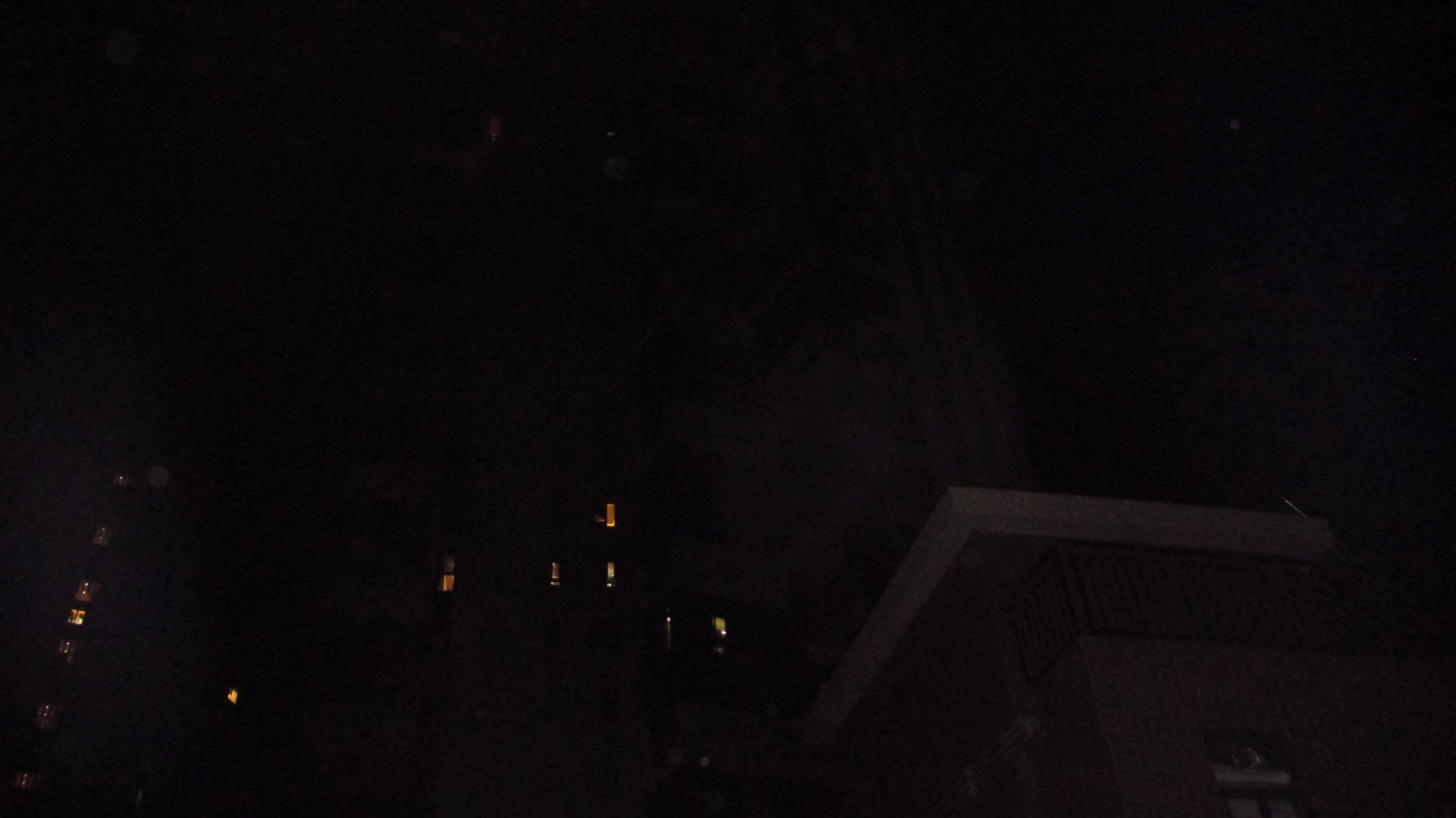 被时代淘汰的CCD卡片机，在小红书上重新走红