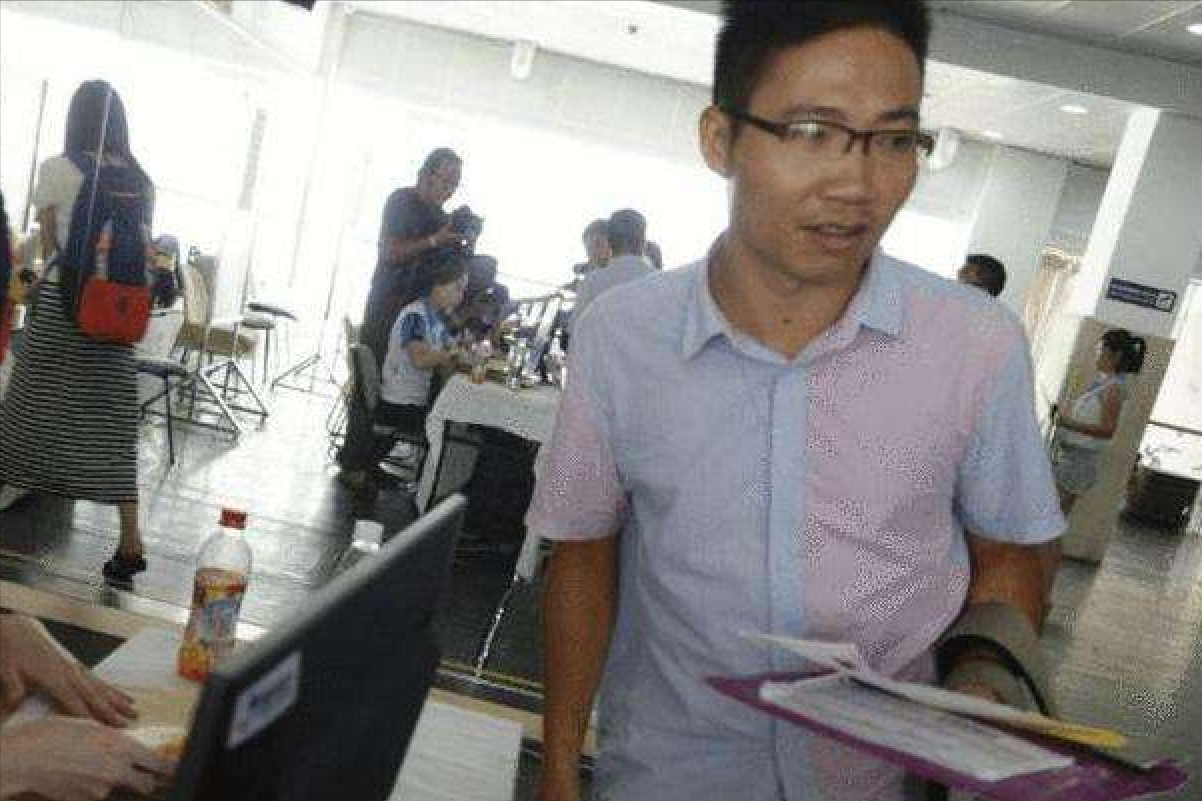 广西“考霸”吴善柳：参加10次高考，放弃北大考上清华，后来怎样