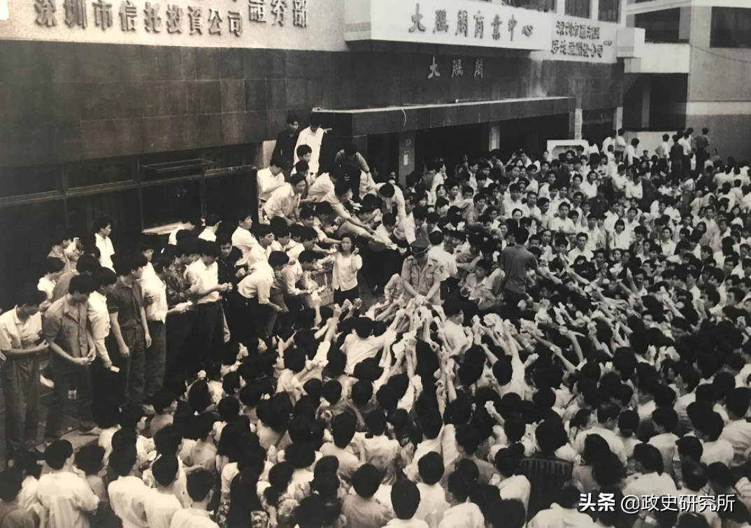 从“世界工厂”到“桃色之都”，东莞三十年来经历了什么？