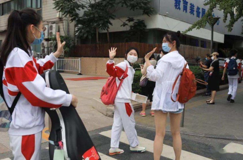 全国高中百强榜重新洗牌，衡水中学屈居第二，江苏表现差强人意