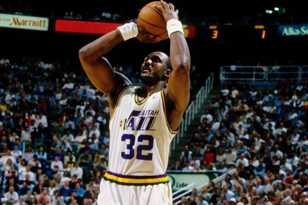 nba哪些球星最厉害(美媒列出了史上最伟大的20名球员，以及他们的总决赛战绩和数据)