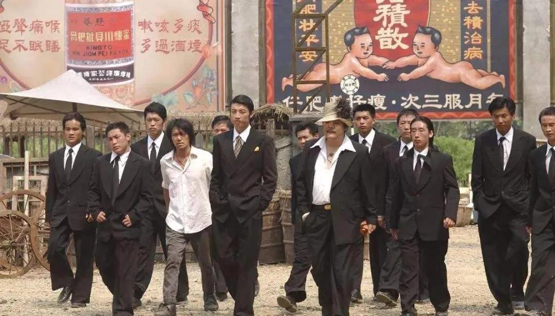 唯一一部男主没名字，女主没台词的电影