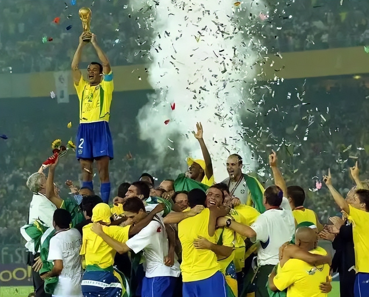 世界足球2012(12世界杯前瞻：为何说本届杯赛巴西队不能够夺冠)