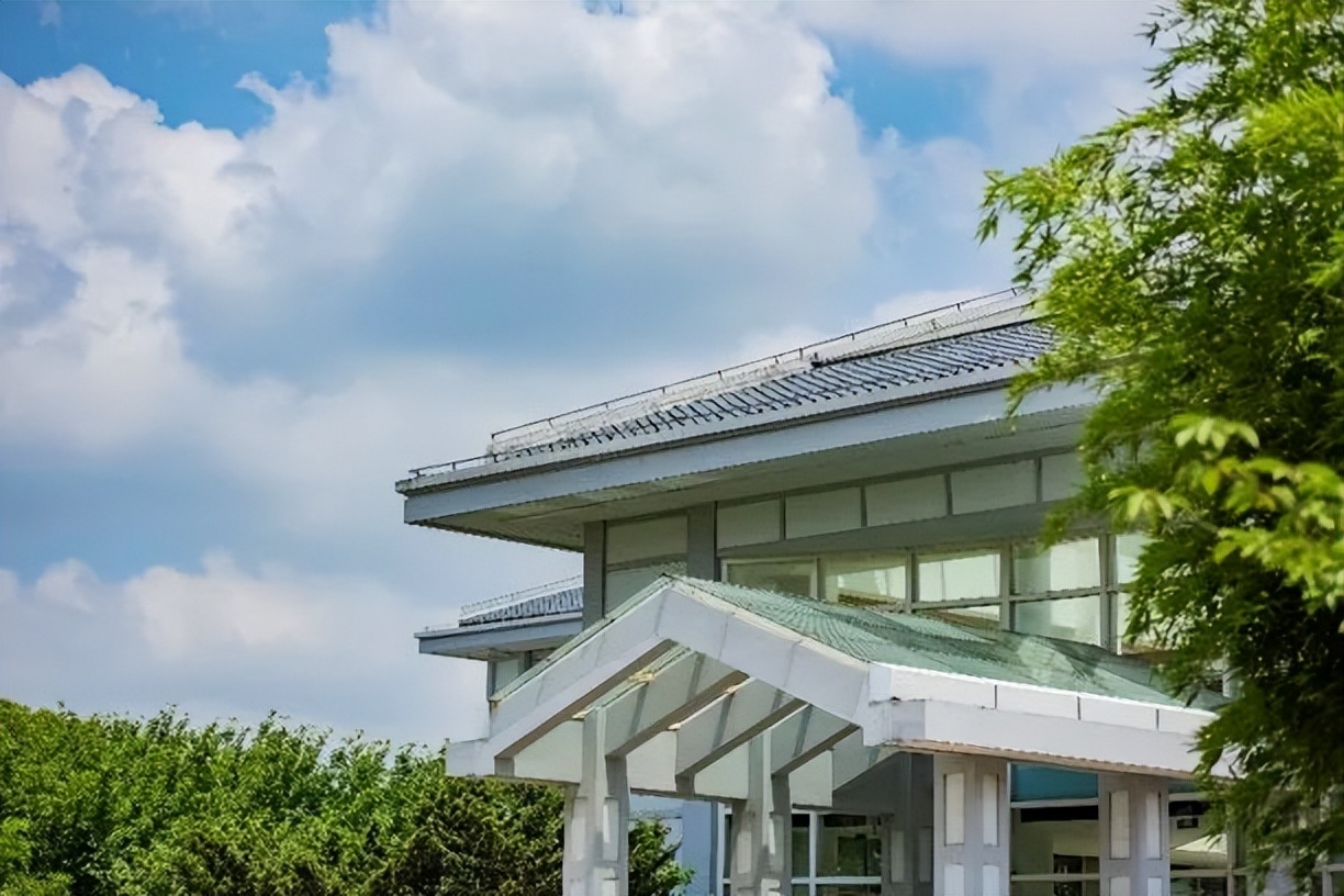 【速看汇总】上海外国语大学2022年招生专业全纪录！