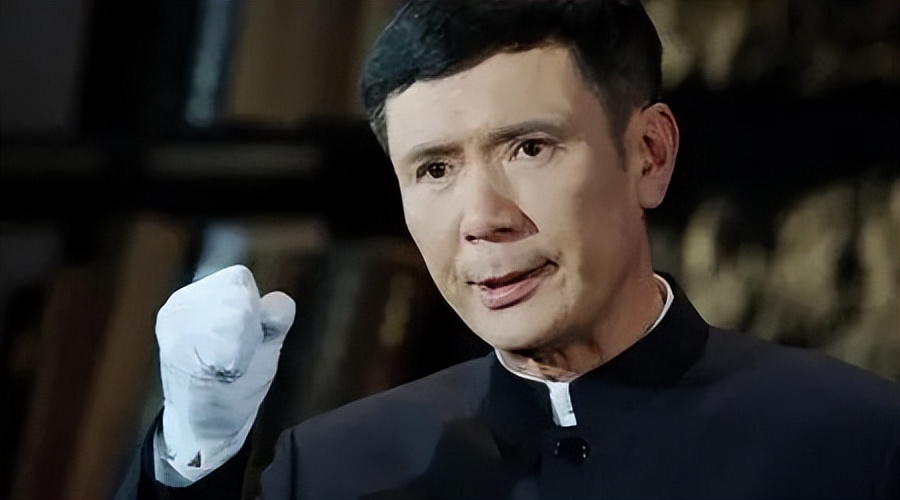 著名演员姚安镰，缺失女儿童年有愧疚，离婚后和女儿相互依靠