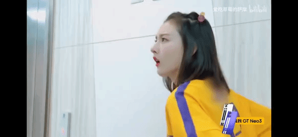 恋与偶像第二季在线观看(不是恋综也有cp磕？笨蛋美女和年下奶狗，尹浩宇孟子义甜疯了？)