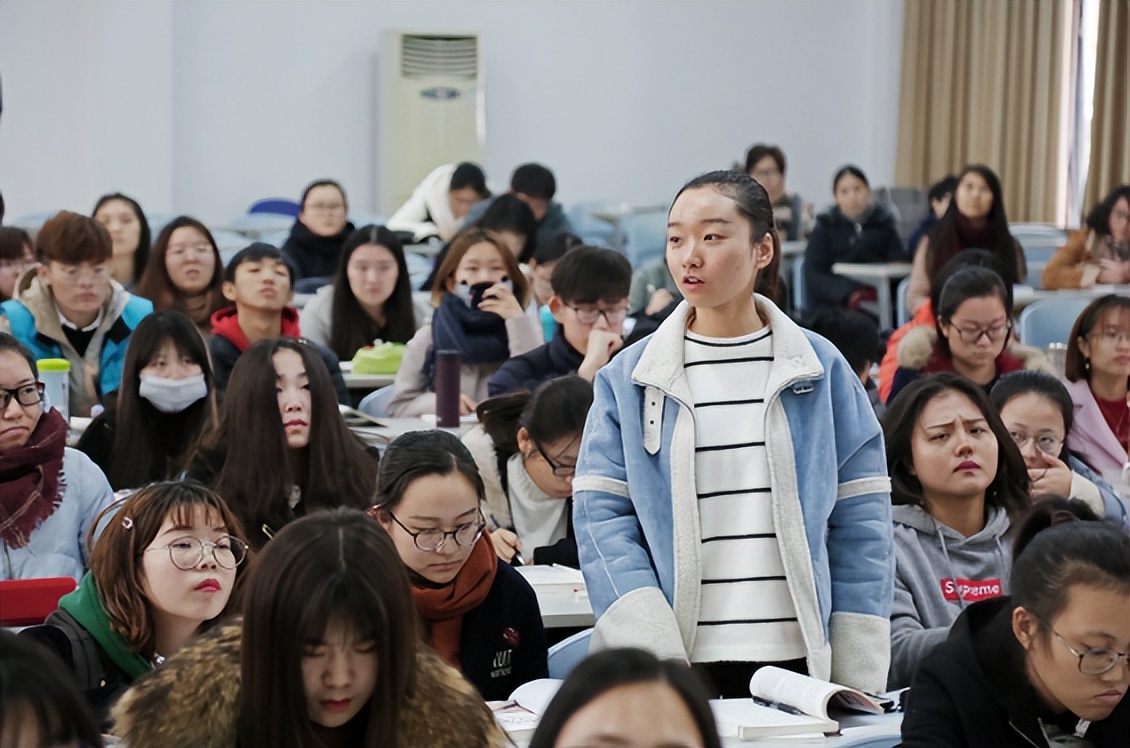 多所高校宣布调整“五一”假期，或将延迟到暑假补休，学生：支持