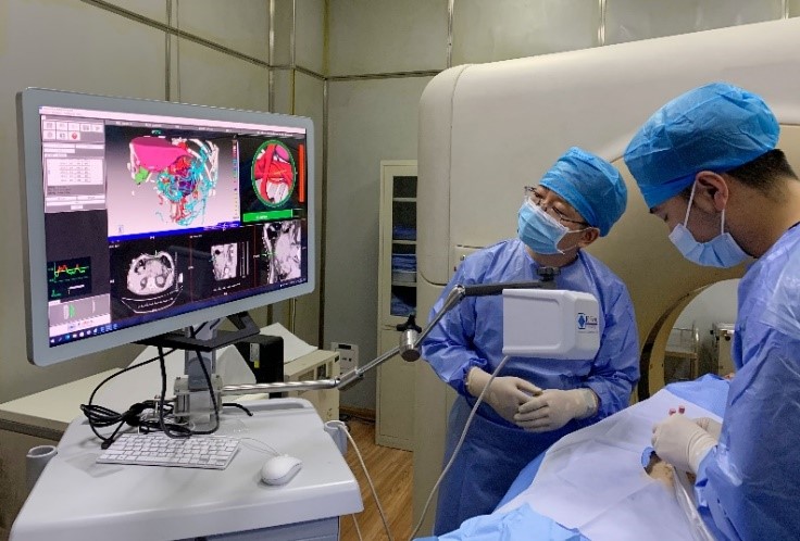 用智能手术机器人打造肿瘤精准治疗模式 医达健康构建医疗新生态