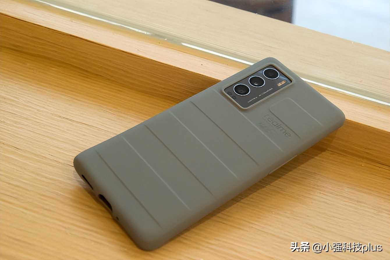 三款降价最快的手机推荐高中低端都有 上市虽久款款都还极具竞争力