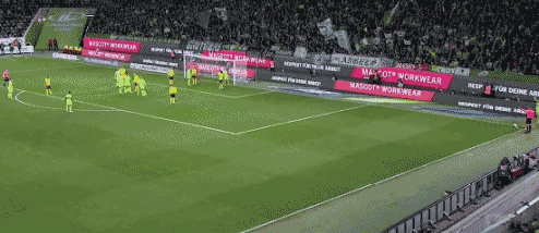 完成2次射门1次过人（0-2完败！1.2亿帝星低迷：全场2次射门，1次过人，仅获6.3分）