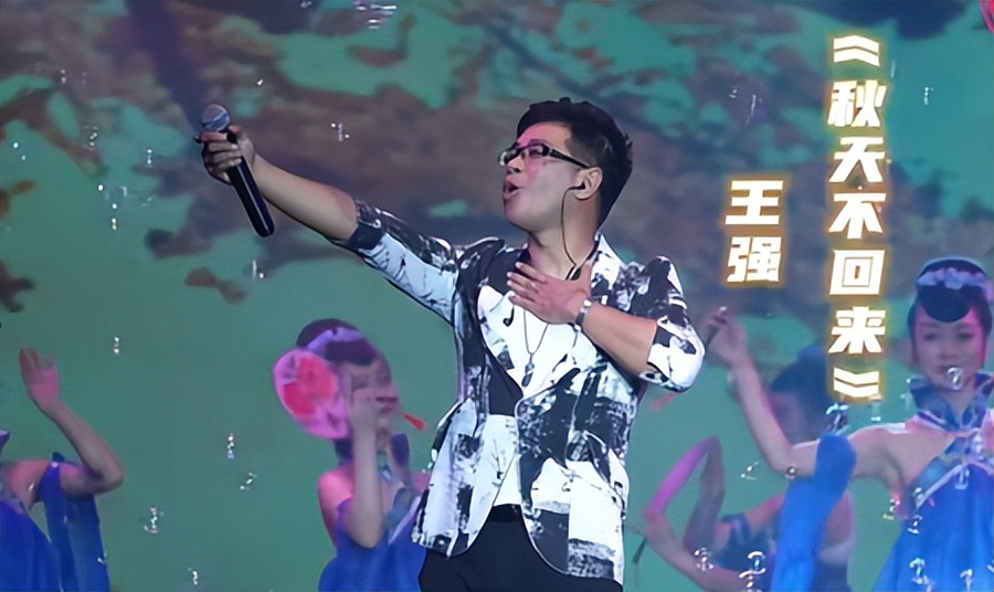 好家伙！网络神曲歌手集体大聚会，听过他们歌的网友已经30岁了