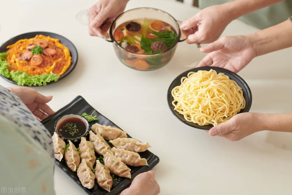 過午不食到底科不科學（“過午不食”，真的有科學依據嗎？晚飯吃對了才有助于養生）
