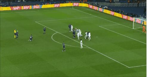 姆巴佩读秒绝杀！大巴黎1-0皇马，梅西失点，卡塞米罗下轮停赛