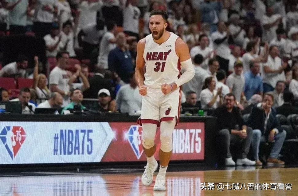 为什么现在nba比分都很大(季后赛频现超悬殊比分 NBA出了什么问题？)