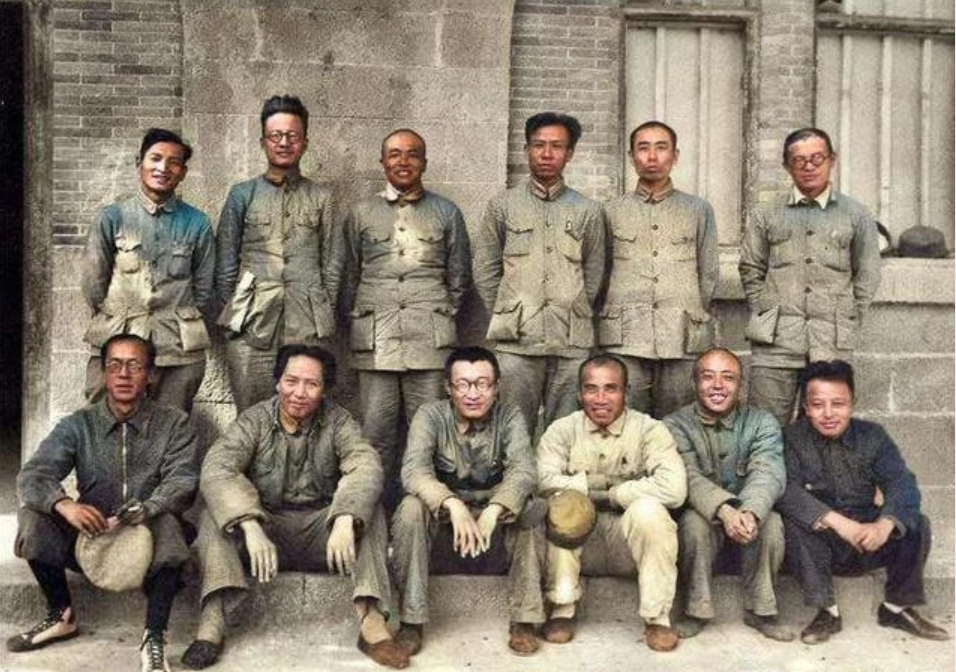 看看朱老总各个时期的最高军职，就知道为什么他是元帅之首了