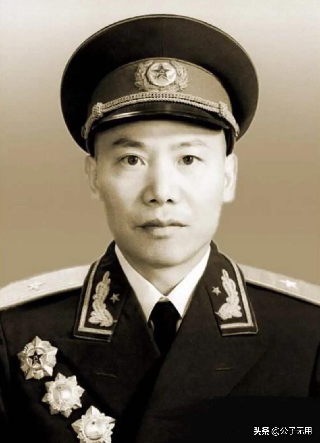 空2军军 长:王德贵(少将)任职时间:1952年5月—1956年6月王德贵(1914