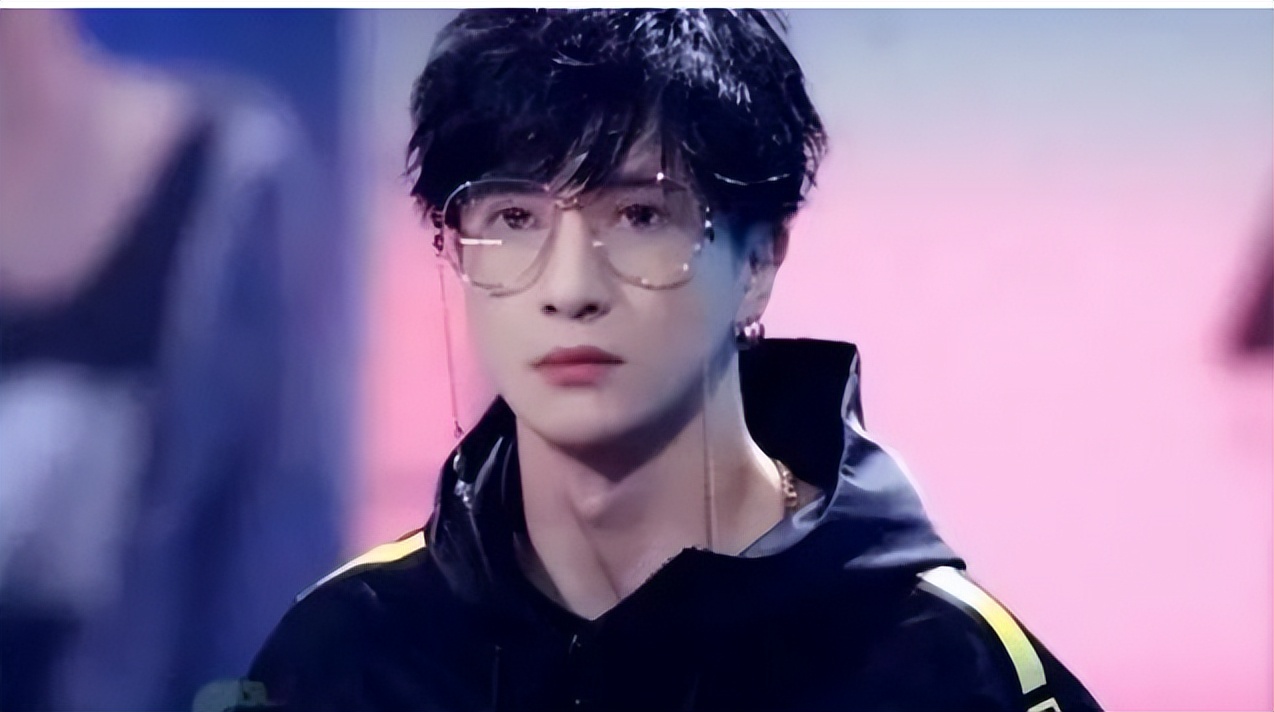 内娱最吓人的嘴内娱最厉害的嘴，非应采儿莫属