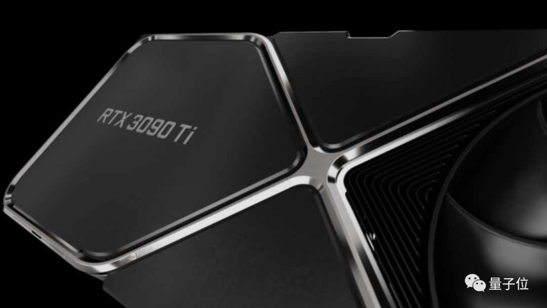 特斯拉将召回逾10万辆国产车，腾讯超30岁员工占近6成