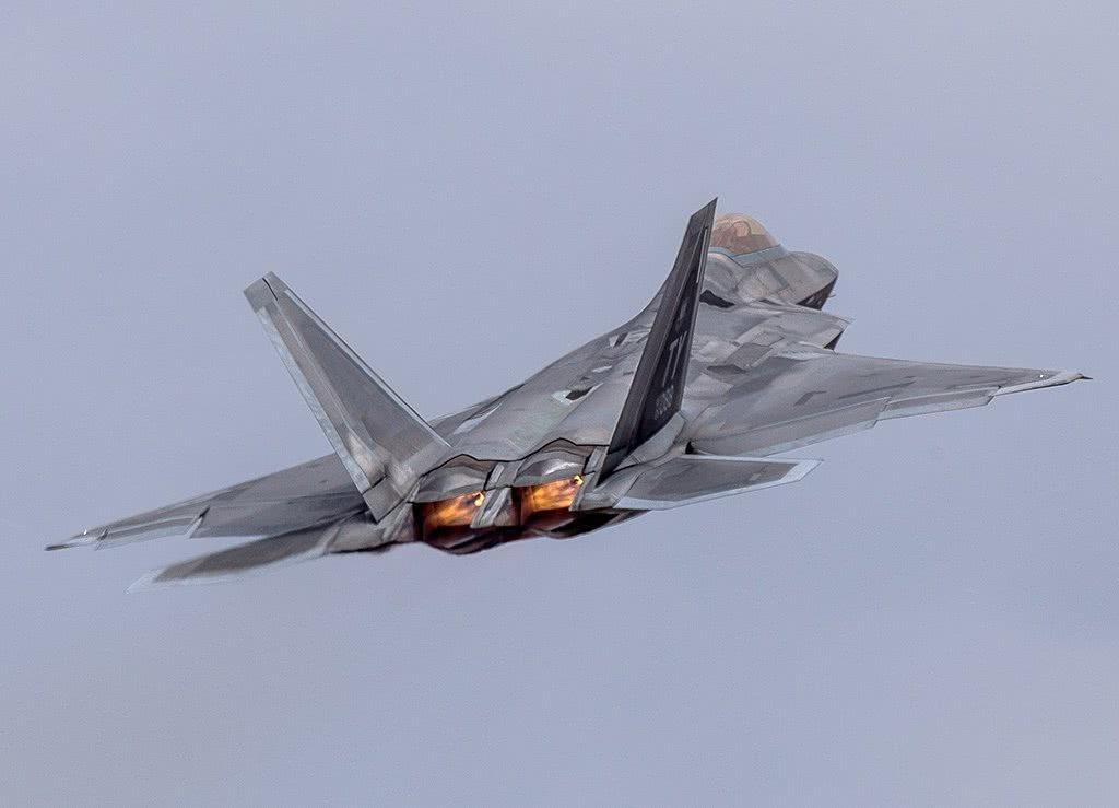 ��6�������з��ϣ���������Ѿ����������5�ꣿ