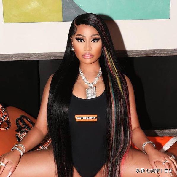 今日欧美圈：麻辣鸡预热全新单曲，打雷姐疑似新恋情公开