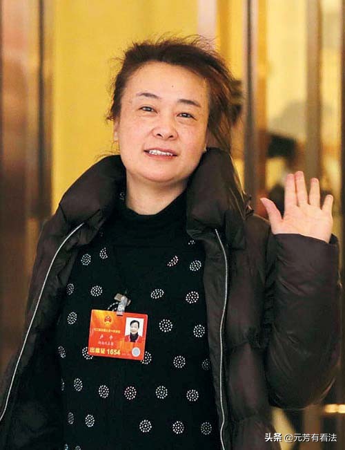 “千億女煙王”盧平和她的情人