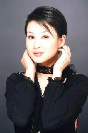 央视主持人蒋梅，10张精美的照片