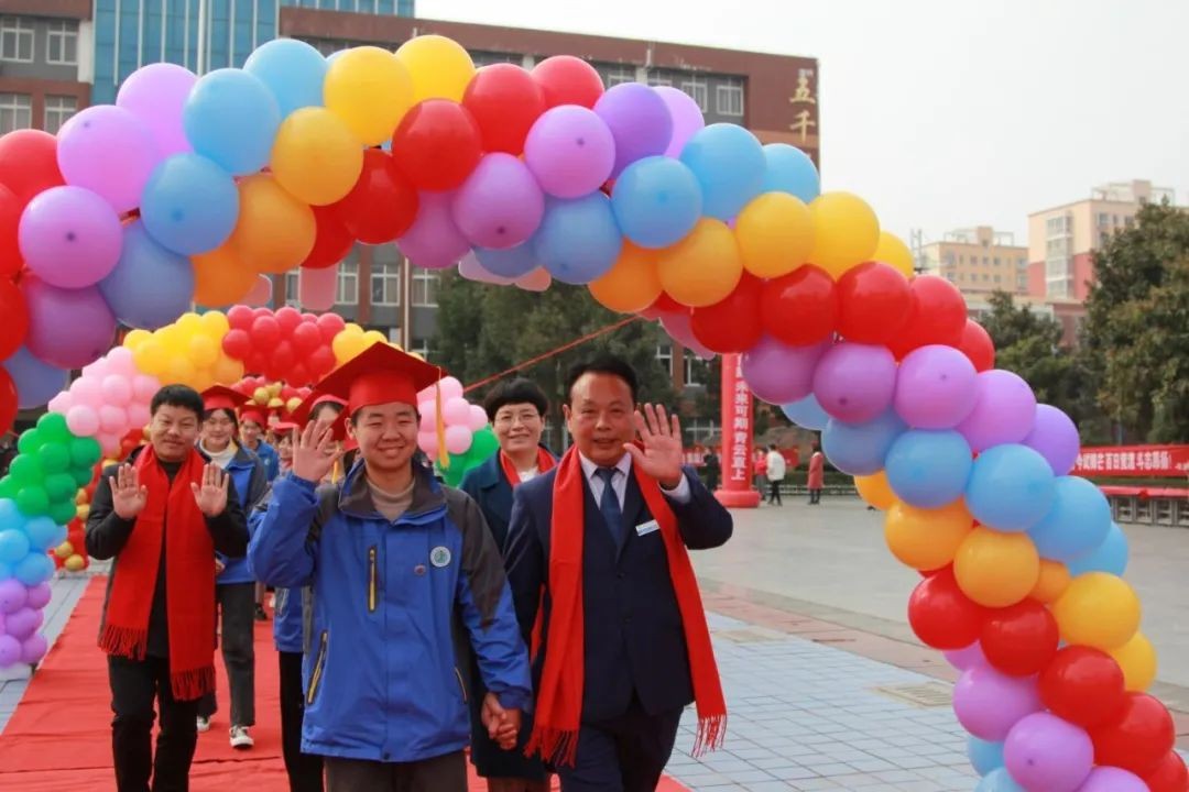 十八而至承大任 百日冲刺誓夺魁