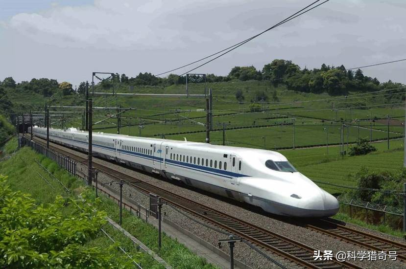 日本媒体自称：日本高铁ALFA-X，时速已经超越中国问鼎全球