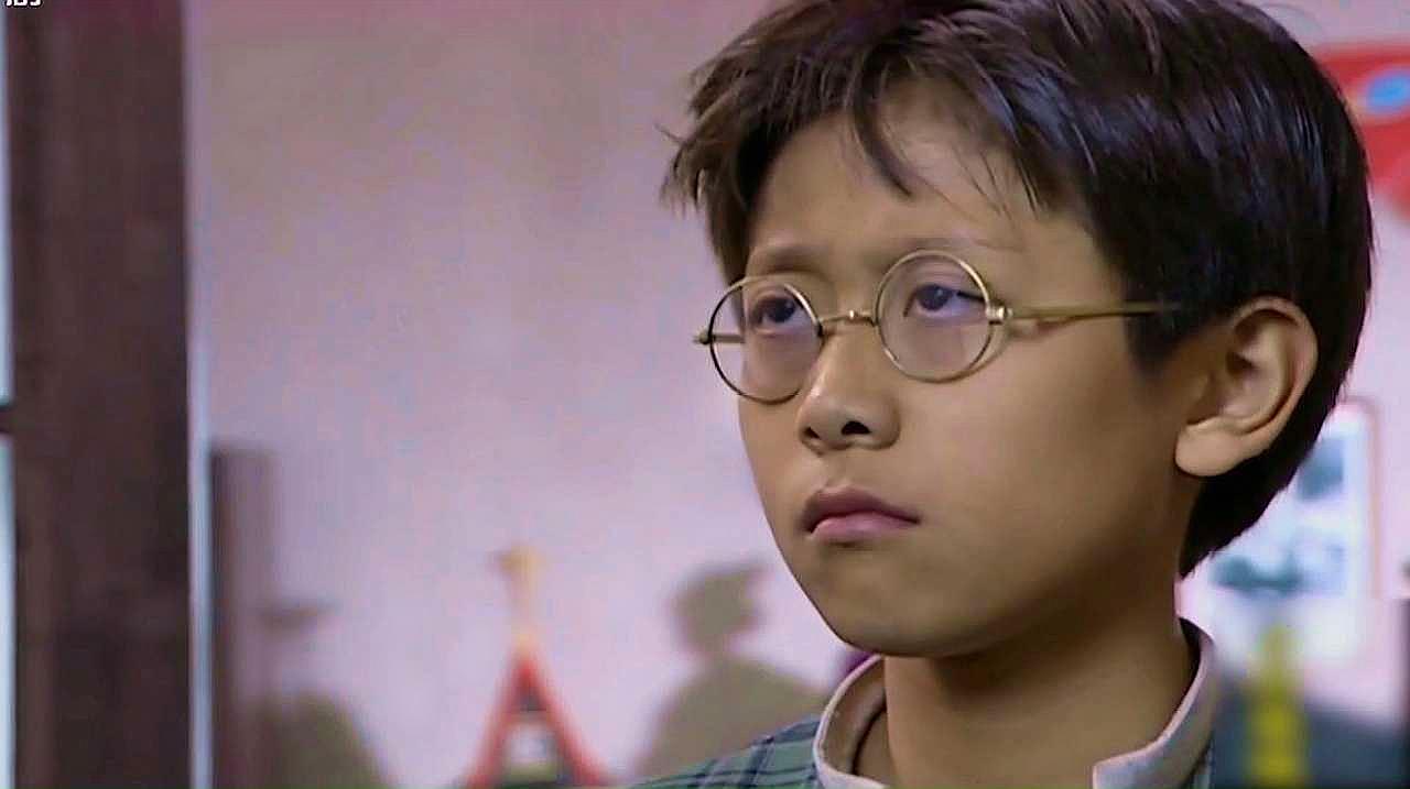 6位"等比例 "长大的童星,还越长越好看,真是老天爷喂饭吃