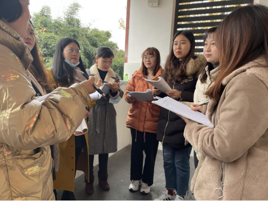 研究教学，携手同行——双流区彭镇小学市级课题专题研讨活动