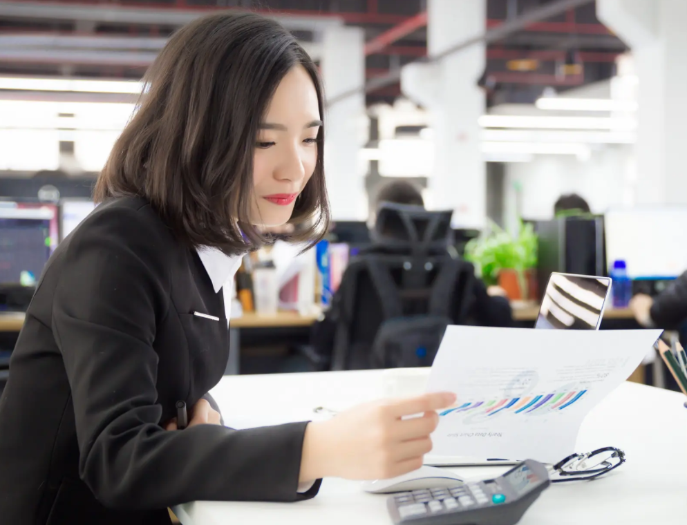 “没必要”考研的4个专业，读本科已经够吃香了，别白白浪费时间