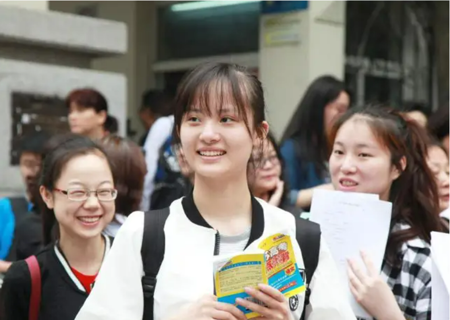 高考试卷为啥不能全国统一？明朝朱元璋统一试卷，结果引来大乱子