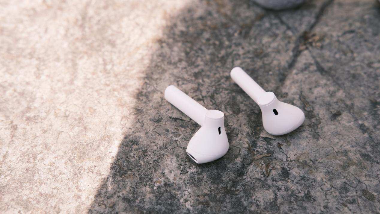 保护听力、呵护身心健康，英雄蓝牙耳机HERO G2