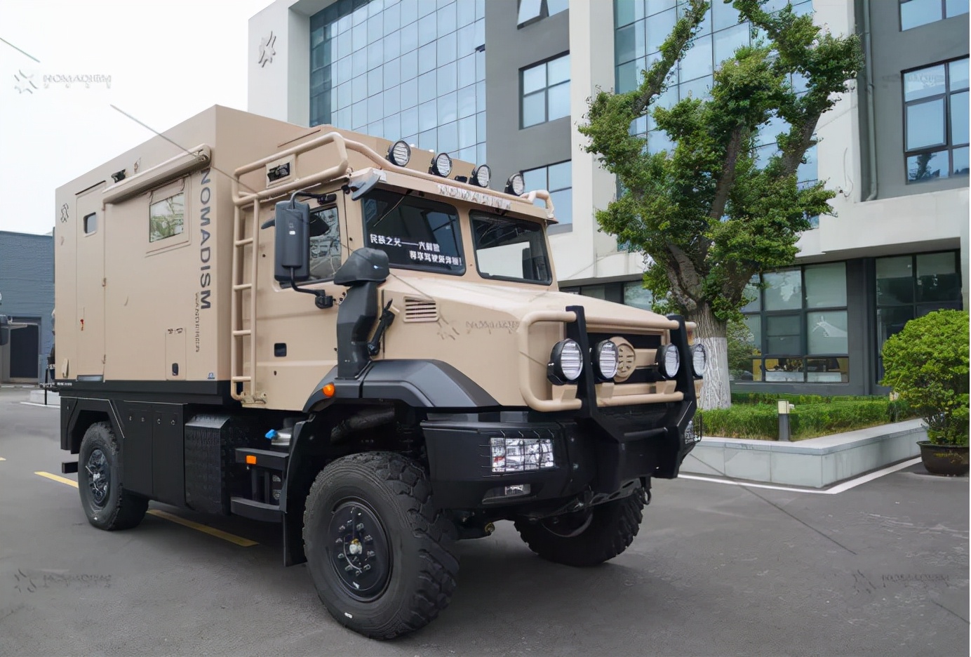 硬核流浪、逐光前行——国产4×4越野房车居住篇